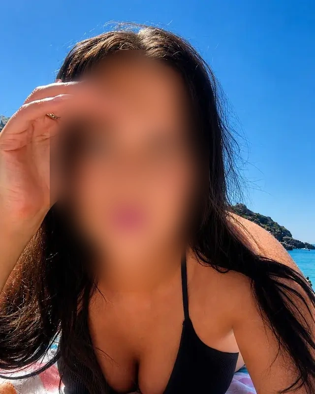 Clara - Image 1